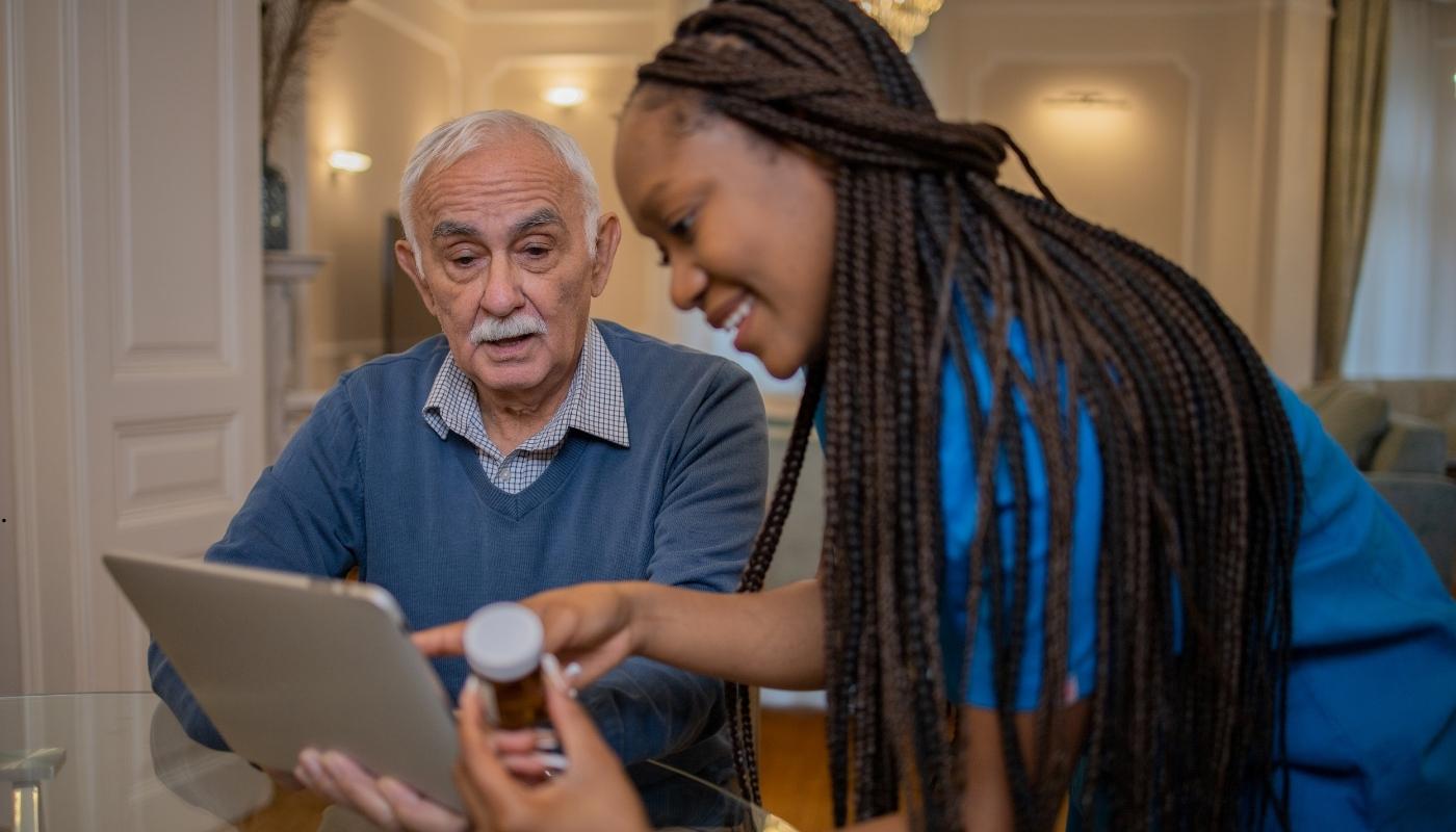 رعاية طبية وتمريضية متكاملة لكبار السن في دار مسنين كورنيش النيل بإشراف فريق متخصص