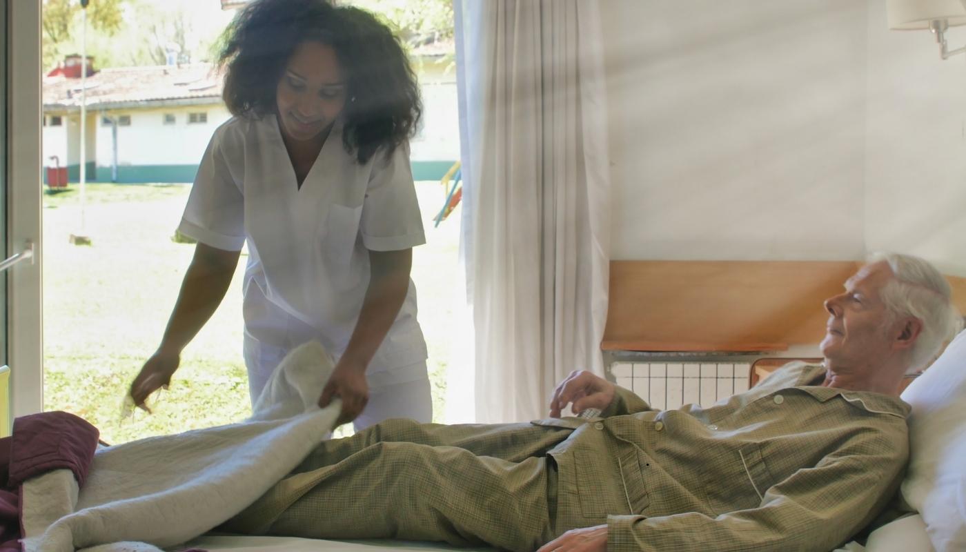 إرشادات لاختيار دار المسنين المناسبة التي تقدم رعاية صحية وتمريضية متكاملة لكبار السن