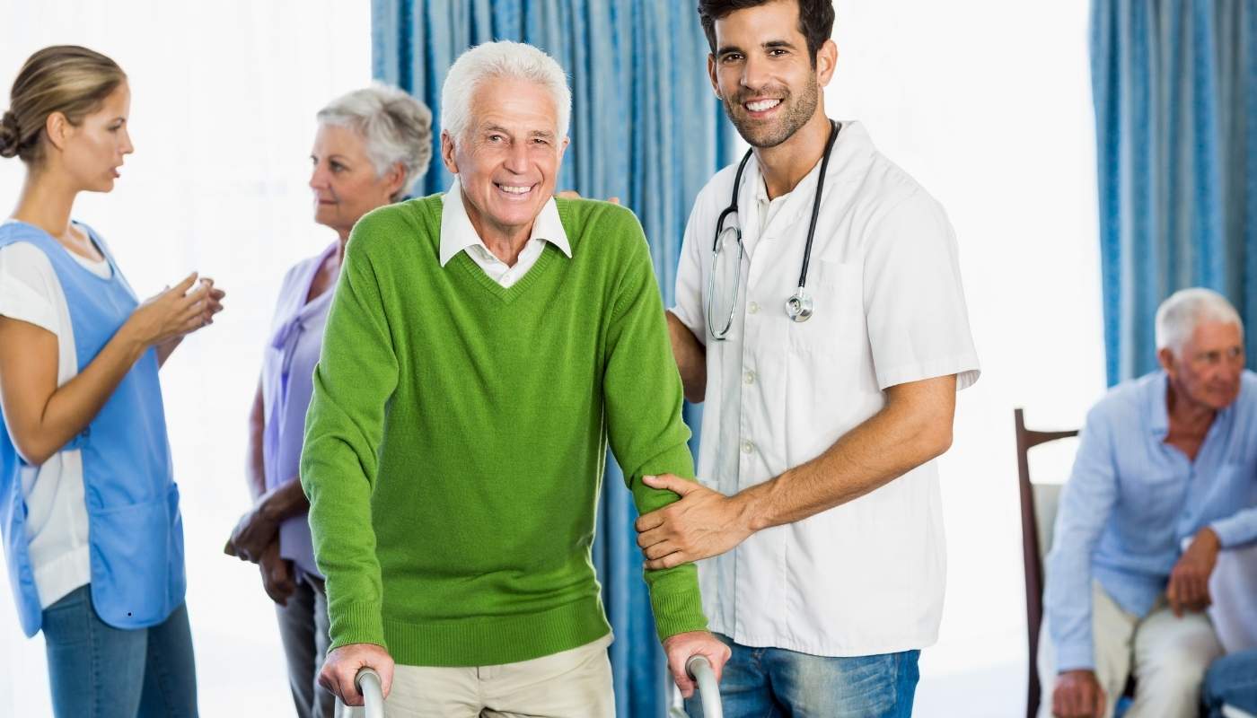 صورة توضح دار مسنين بخدمات احترافية ومرافق آمنة لكبار السن في حدائق حلوان على كورنيش النيل